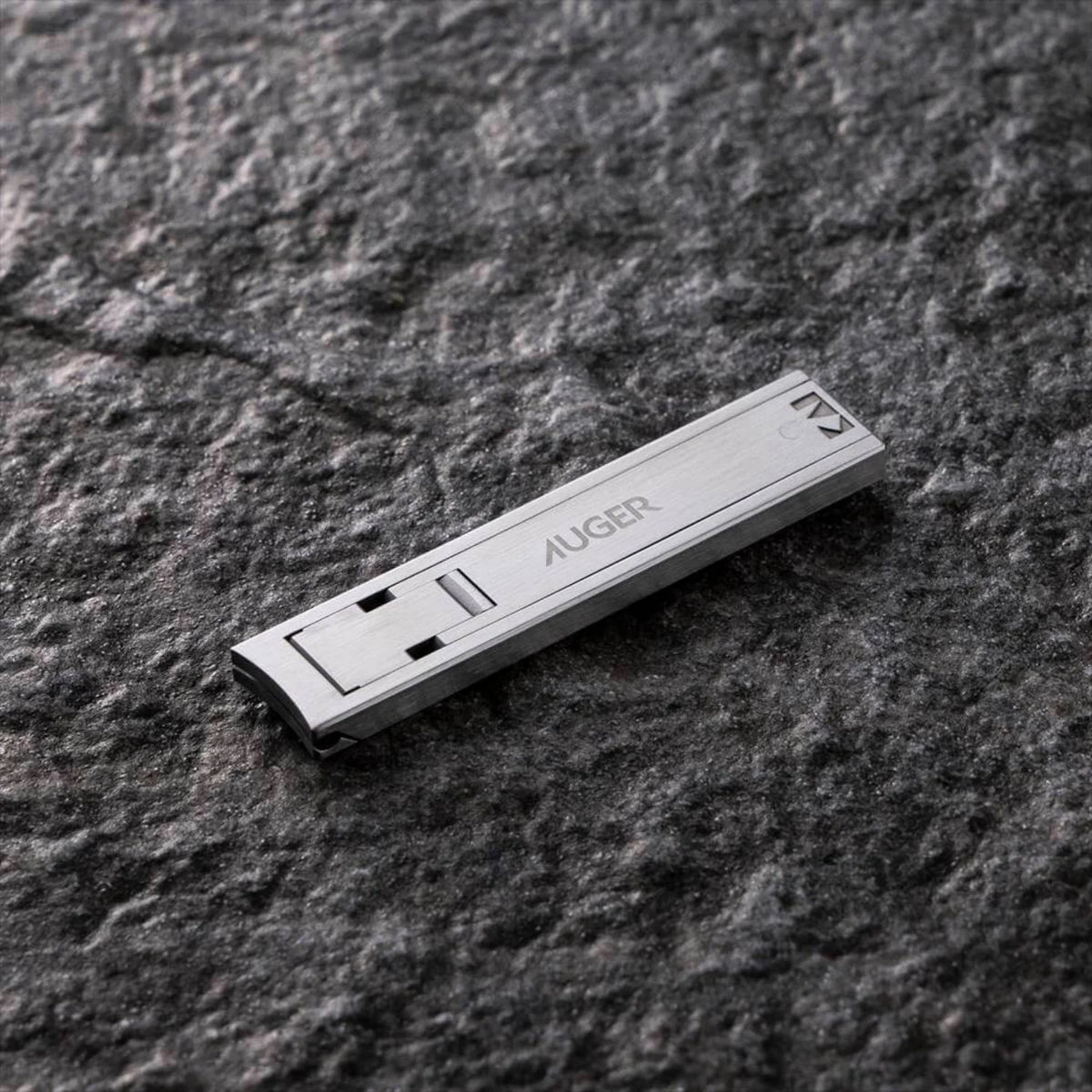 AUGER Nail Clipper Leaf. Nagų karpiklis-gnybtukas su dilde