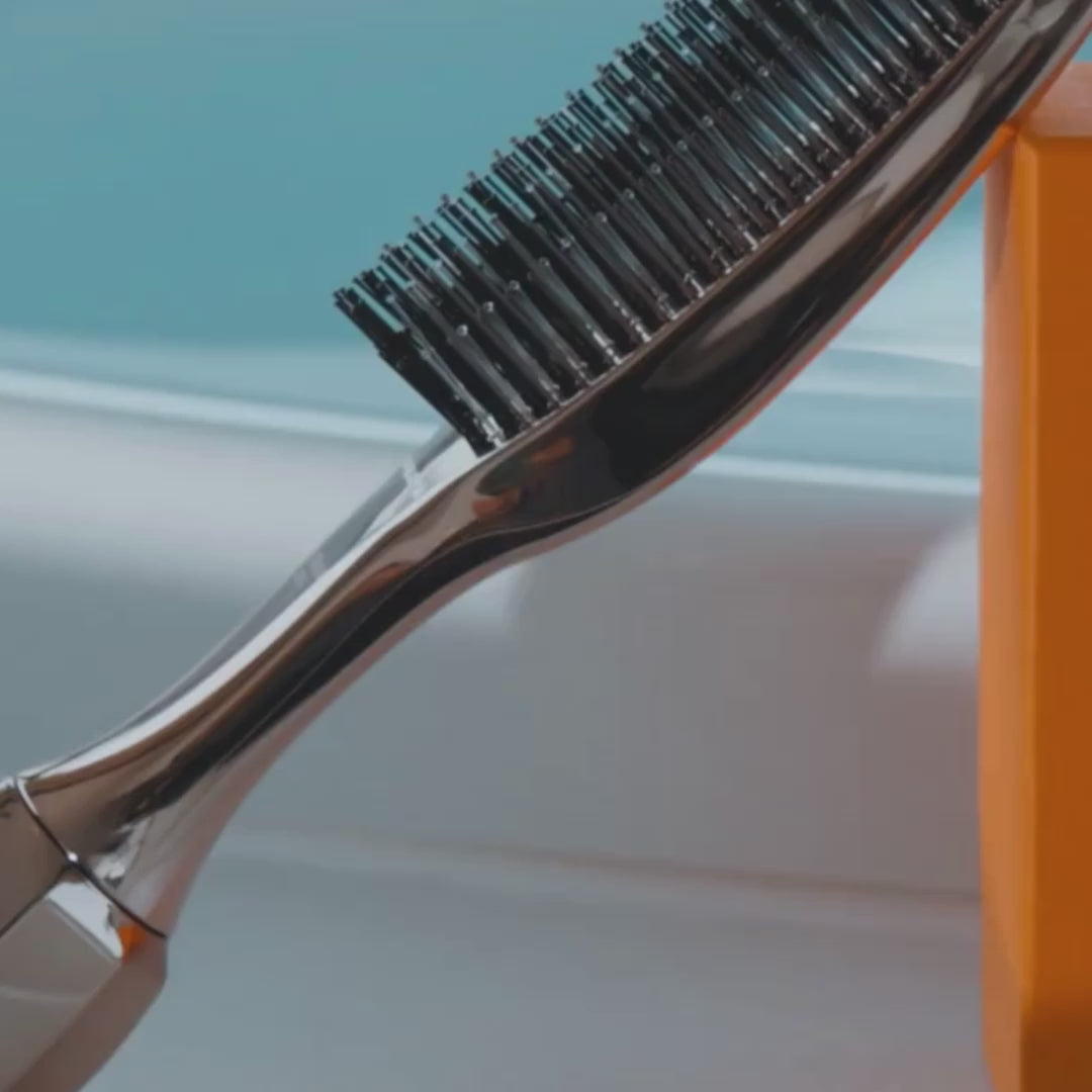 Dr. Scalp THE Brashu Šukos REVO. Naujos kartos plaukų šukos