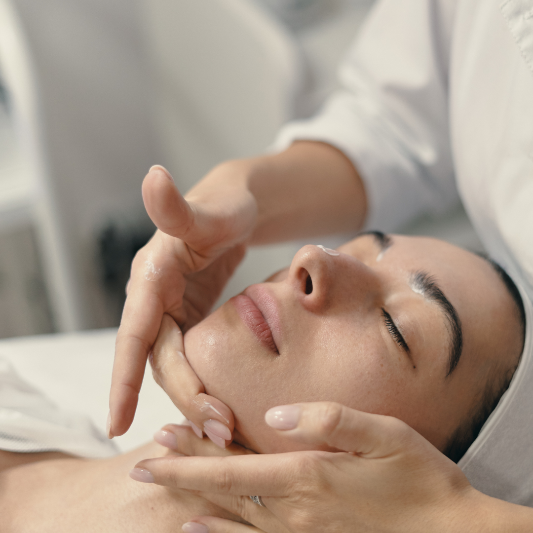 NMN Odos atgimimas – Giluminio Jauninimo Procedūra +DOVANA BEŽA