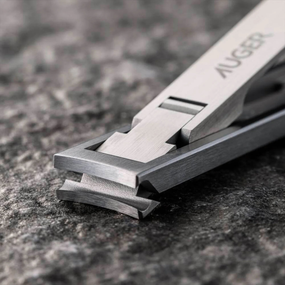 AUGER Nail Clipper Leaf. Nagų karpiklis-gnybtukas su dilde