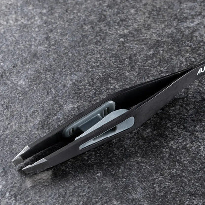 AUGER Eyebrow Tweezers