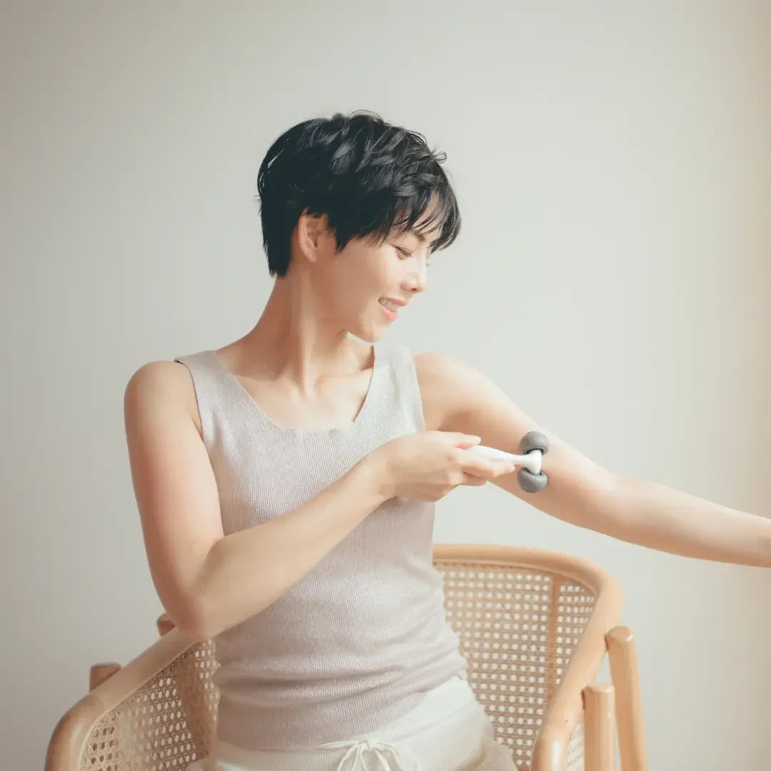 FEALENA Lift Roller – a Mineral-Enriched Massager for Face and Body