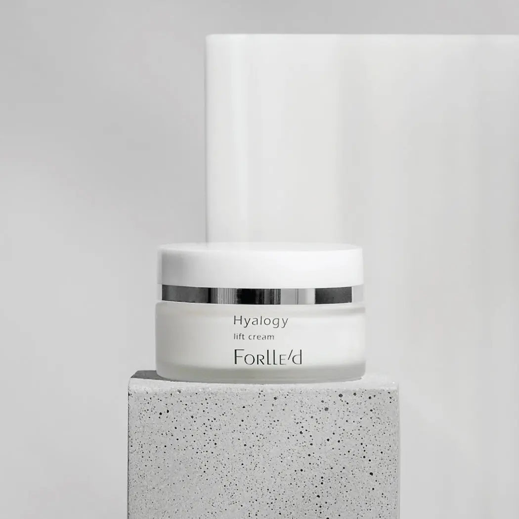 Hyalogy Lift Cream. Stangrinantis veido kremas su peptidais | Beža