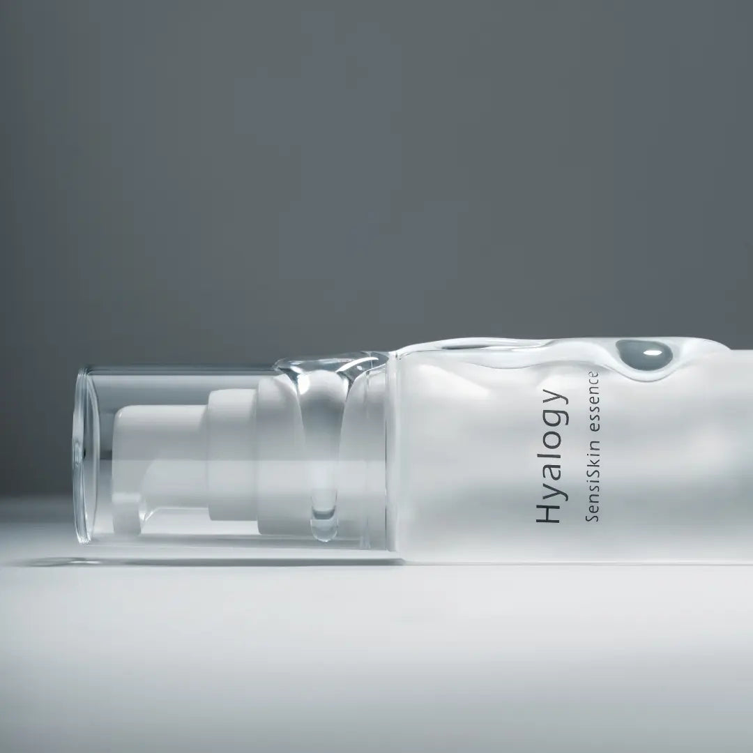 Hyalogy SensiSkin Essence. Raminamoji esencija jautriai ir paraudusiai odai, 30 ml Forlle&