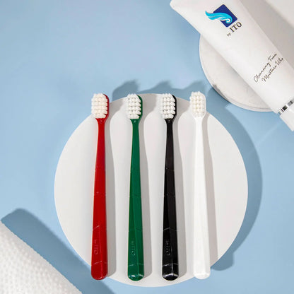 ITO Toothbrush. Premium dantų šepetėlis su tankiais šereliais ir tikslia forma Beza home