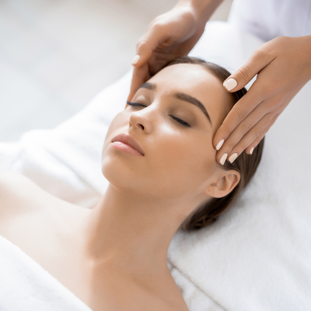 Placental needle-free mesotherapy with the LA MENTE device