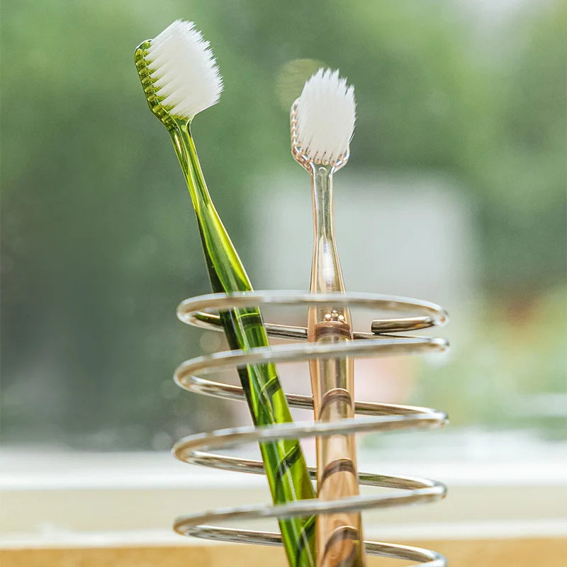 ITO Toothbrush Classic Olive. Premium dantų šepetėlis alyvuogių žalios spalvos
